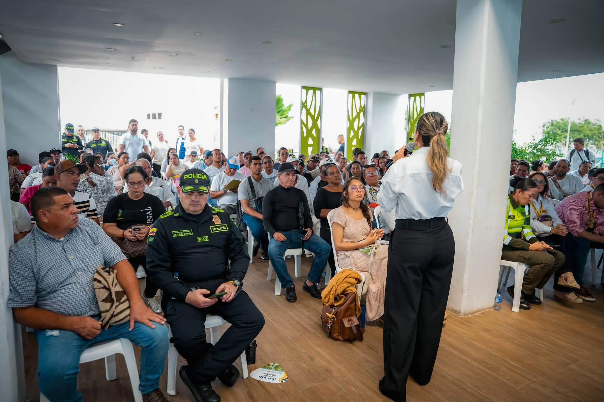 A través del diálogo se busca frenar los constantes bloqueos en la vía Santa Marta-Barranquilla/ Gobernación del Magdalena.