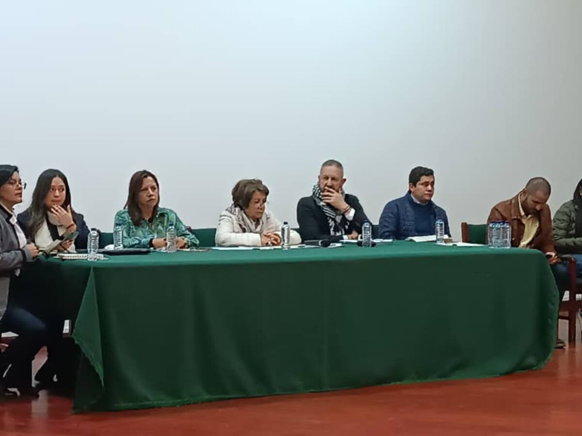 Senadora Aída Avella alertó en Tunja sobre falta de protección al agua en Boyacá