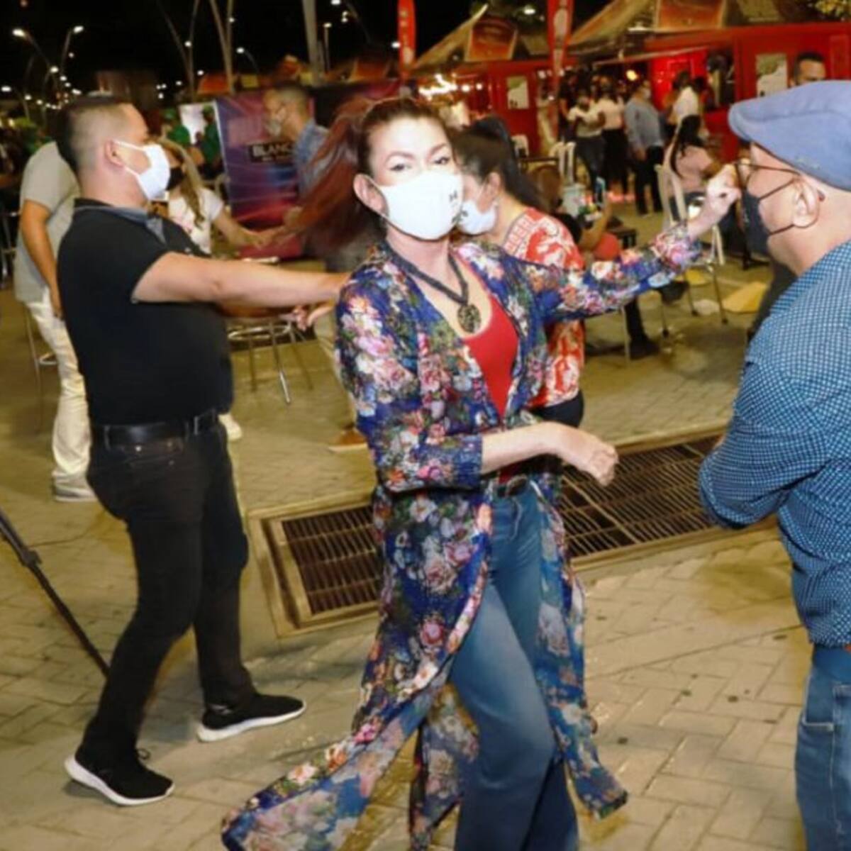 Con 'agüelulo', volvió la rumba al parque Alameda y el Bulevar del Río