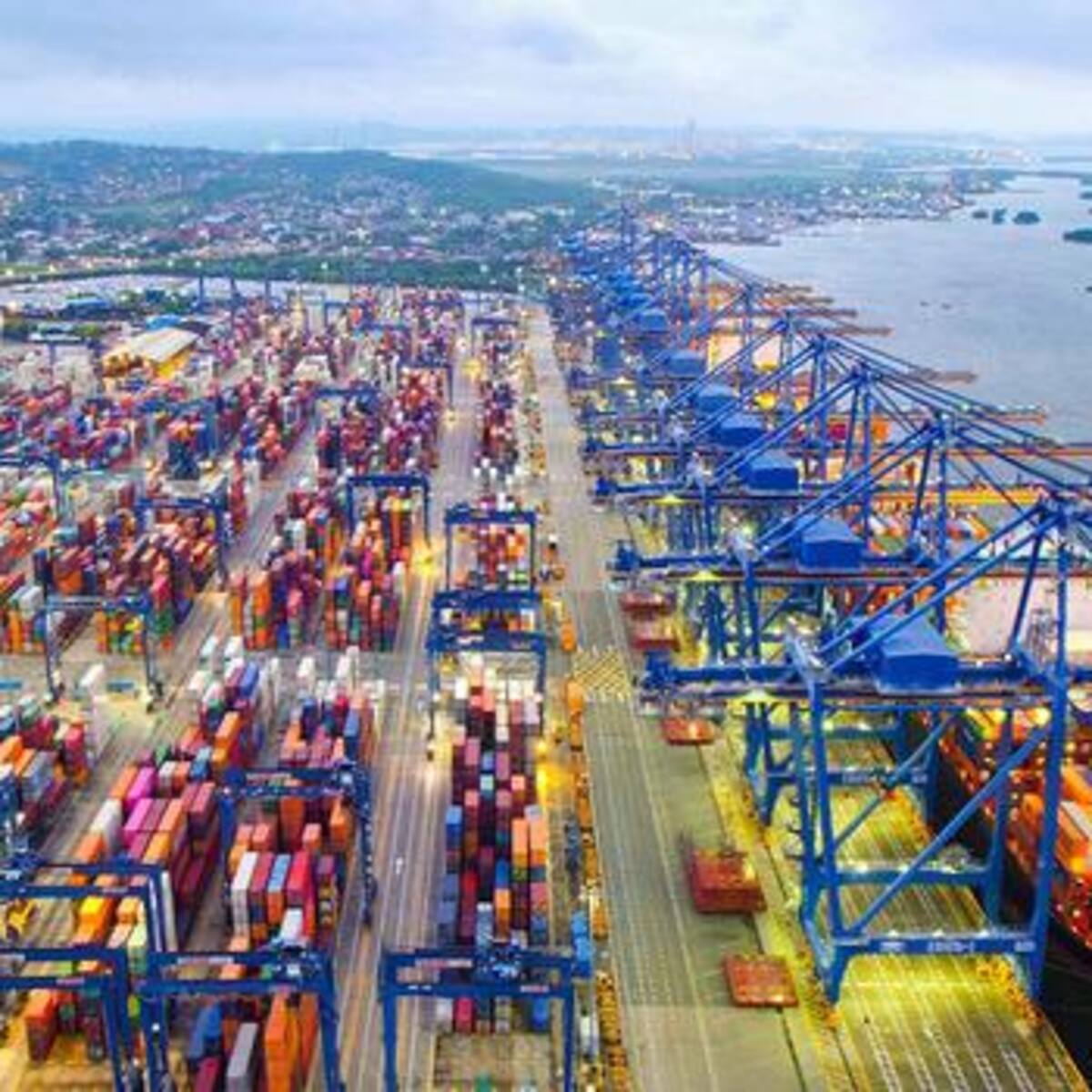 Zonas portuarias movilizaron 135 millones de toneladas en Colombia