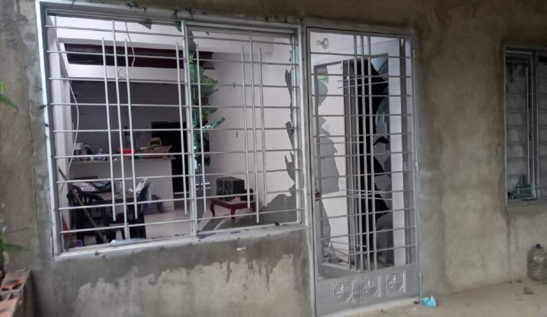 Propietarios de viviendas en Cerro Pico reclaman condiciones de seguridad