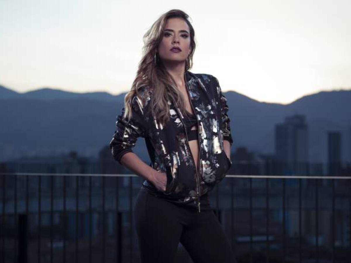 ¡Imprevista! La caída de Carolina Ramírez en ‘La reina del Flow’