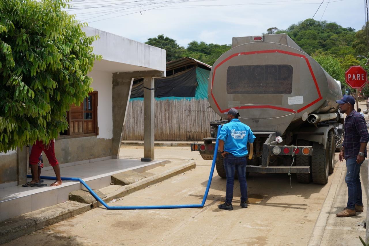 Dos municipios de Córdoba son atendidos con carrotanques por falta de agua potable. Foto: prensa Gobernación de Córdoba.