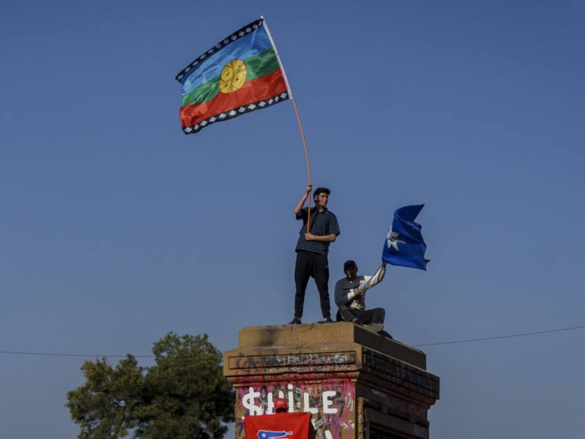 En Chile cierran campañas en medio de muerte de viuda de Pinochet
