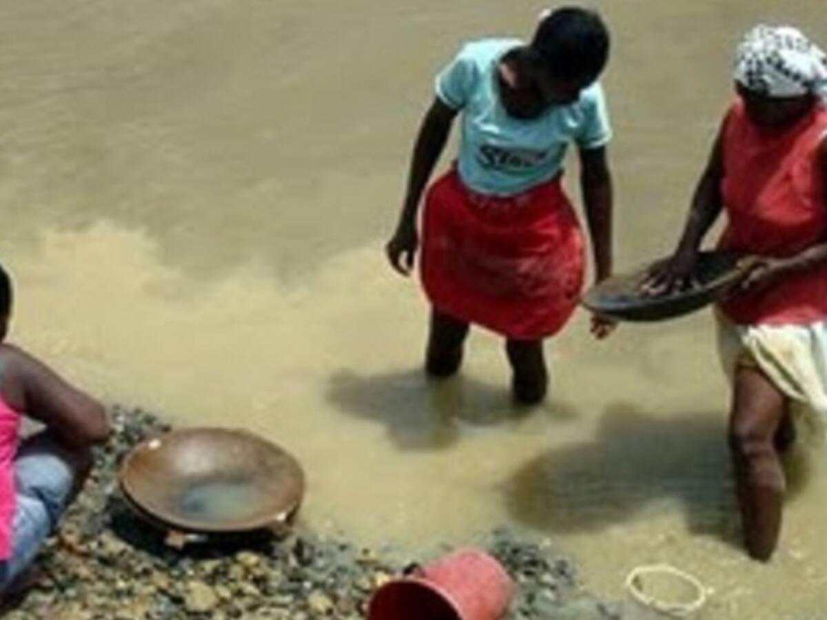 En Buenaventura capacitaron a 50 mineros en extracción adecuada de oro