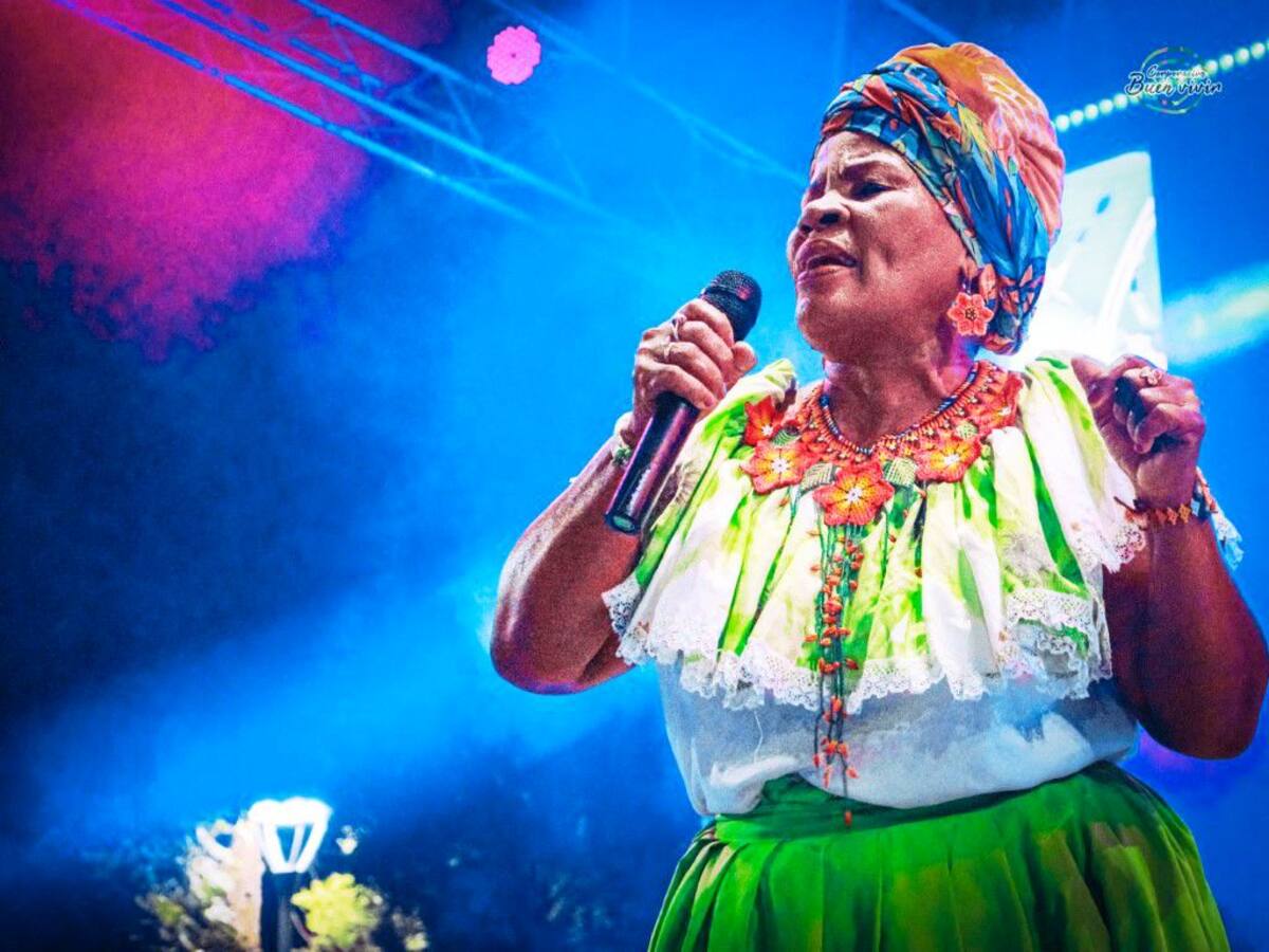 Pabla Flores: la maestra bullerenguera que triunfa en la industria cinematográfica