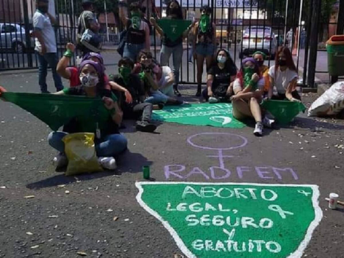 Activistas buscan red pública para la interrupción voluntaria del embarazo