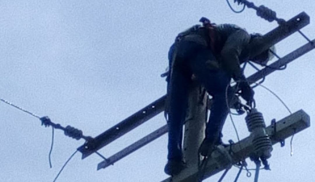 Trabajos de mantenimiento de Afinia en Bolívar