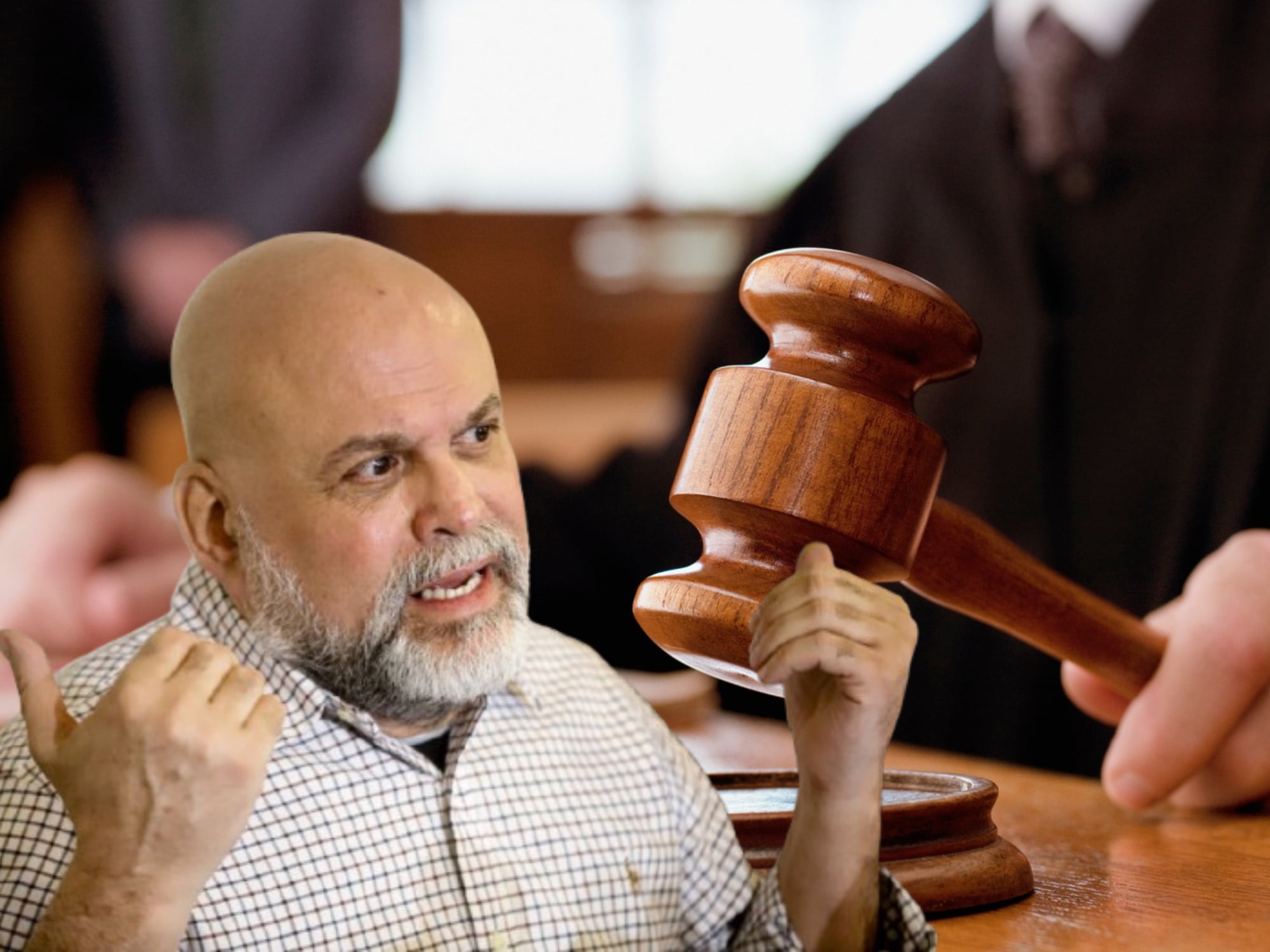 Salvatore Mancuso e imagen de referencia de juez. Foto: Colprensa / Getty Images