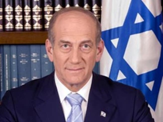 Olmert pide perdón por un programa de TV israelí que indignó al Vaticano