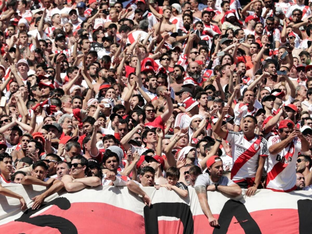 Al menos 29 detenidos por fuertes disturbios antes de la final River-Boca