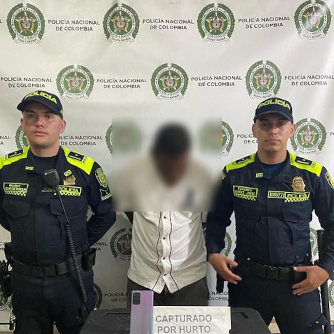 Ladrón capturado en Medellín- foto policía Metropolitana