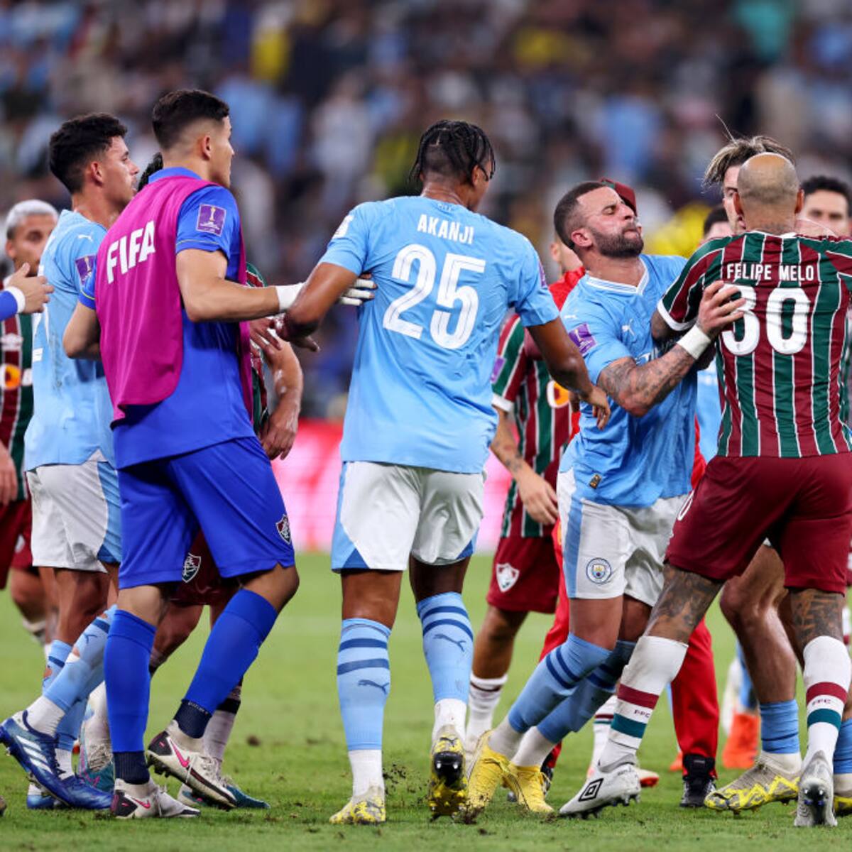 Jhon Arias culpa a Grealish de desatar la riña: “Empezó a burlarse de nosotros”