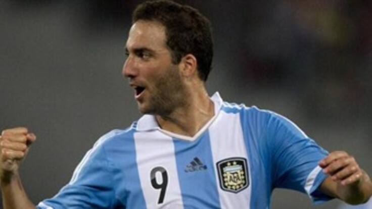 "Argentina es totalmente diferente atacando a defendiendo": Jorge Higuaín