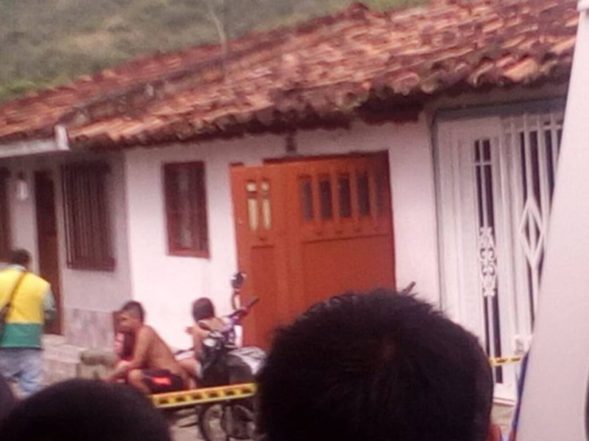 Cinco personas muertas y 4 heridas dejó un ataque sicarial en La Unión, Valle