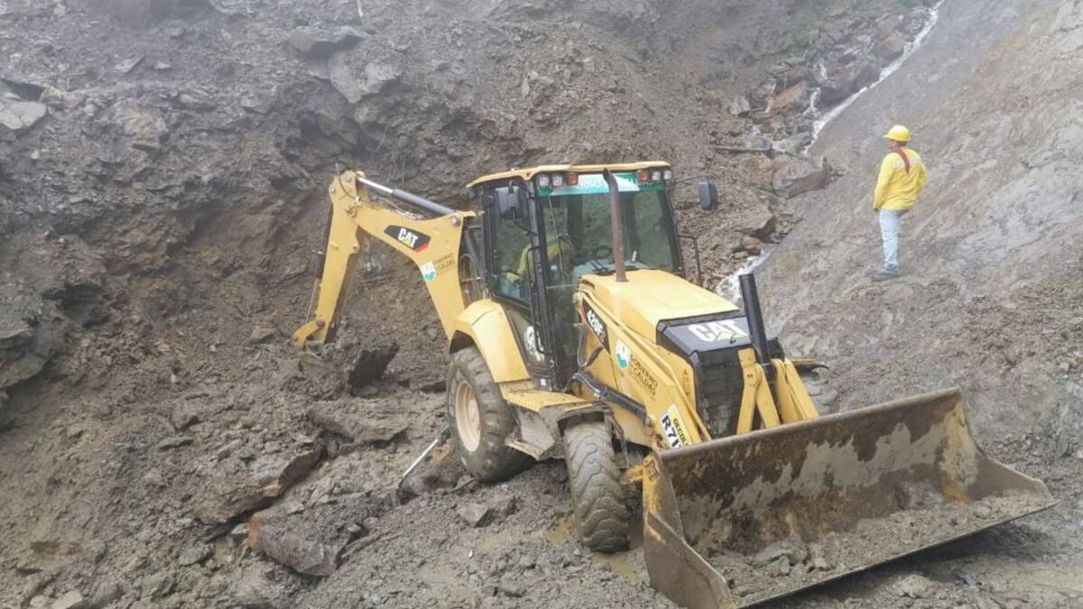 Las lluvias torrenciales continúan afectando las vías en Caldas