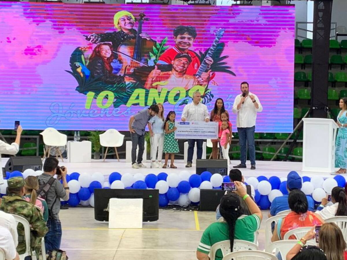 Está garantizado el presupuesto de Ingreso Solidario para el 2023: Duque