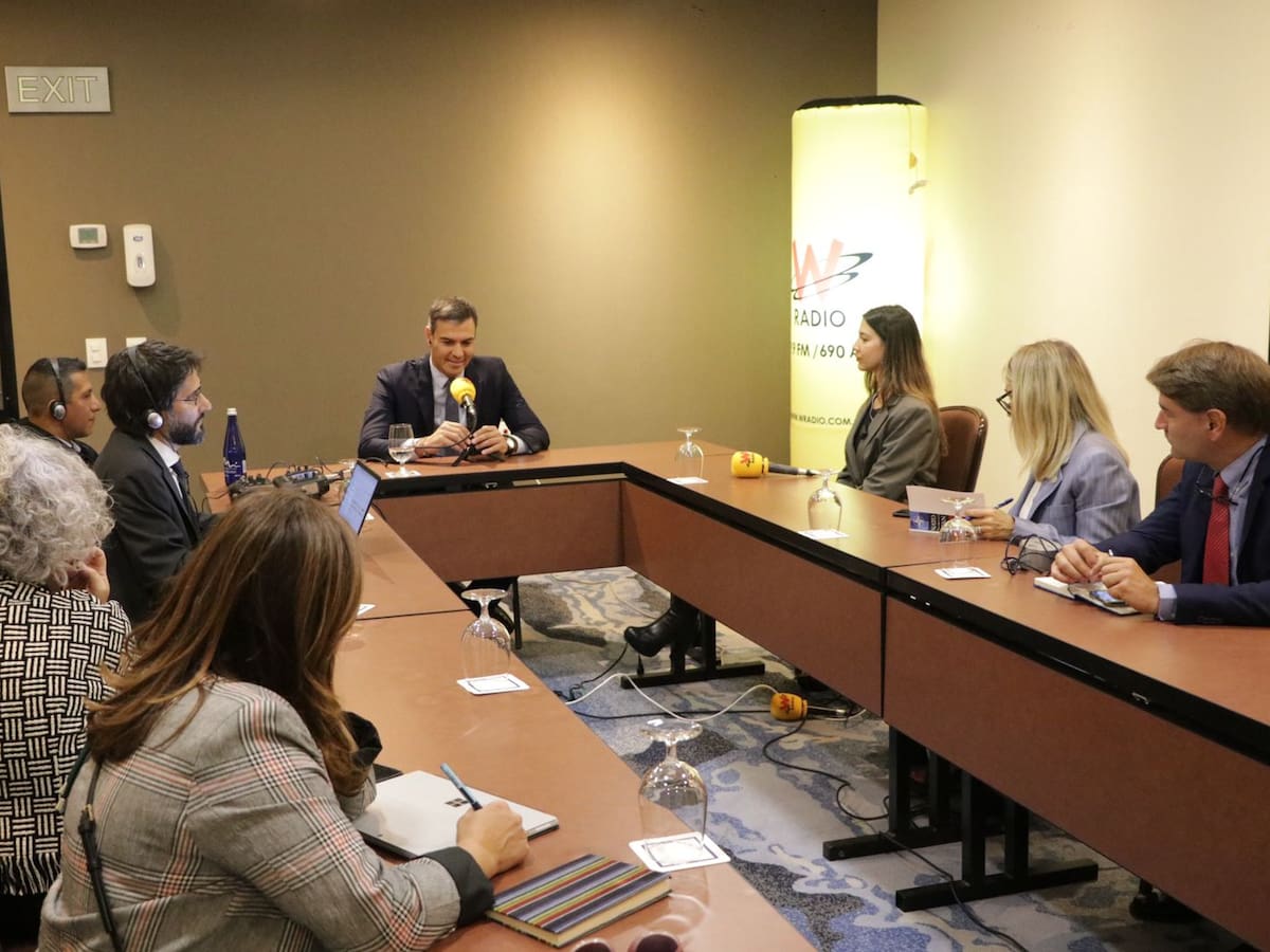 España ofrece a Colombia ser sede de diálogos de paz