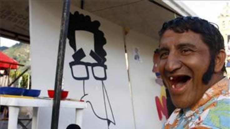 Heriberto de la Calle entrevista a personajes de la política colombiana