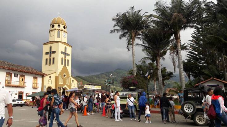 Toque de queda en Salento regirá hasta el 2 de octubre