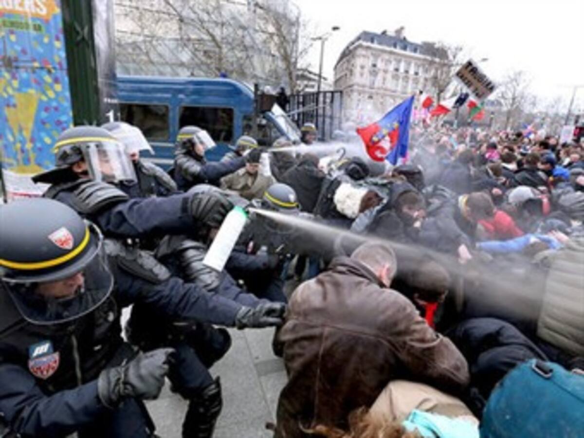 Disturbios al término de manifestación en París contra matrimonio gay