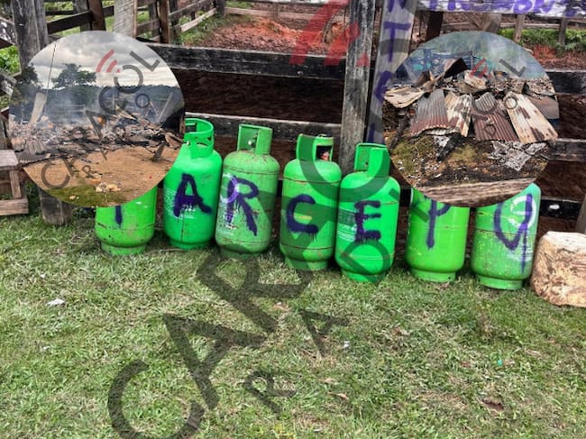 El frente 4 de las disidencias quemó dos casas en una finca de la zona rural de Remedios.