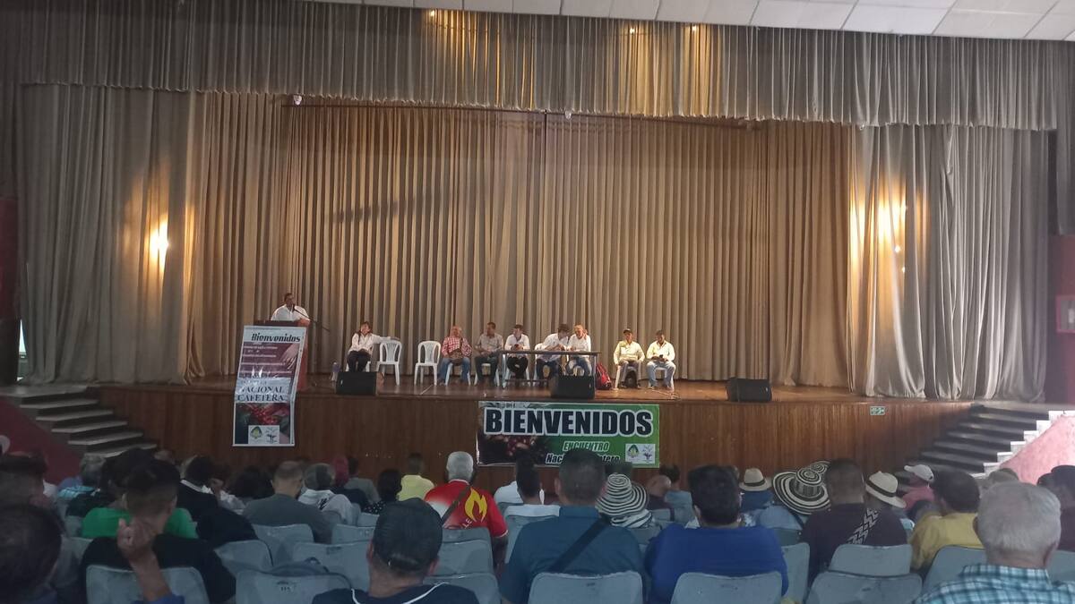 Director ejecutivo dignidad agropecuaria, Oscar Gutierrez