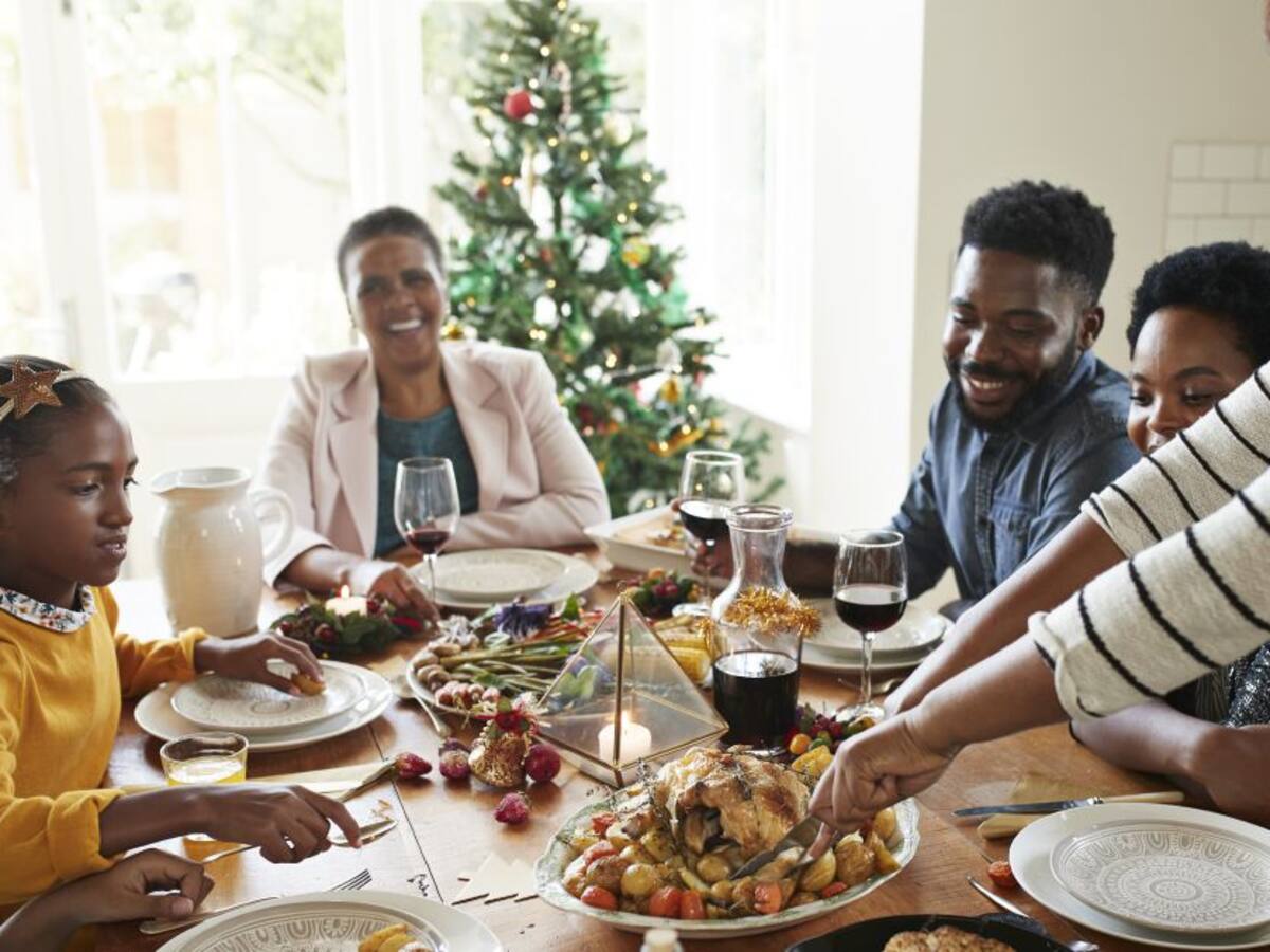 Reuniones y fiestas en diciembre ¿Qué recomiendan expertos?