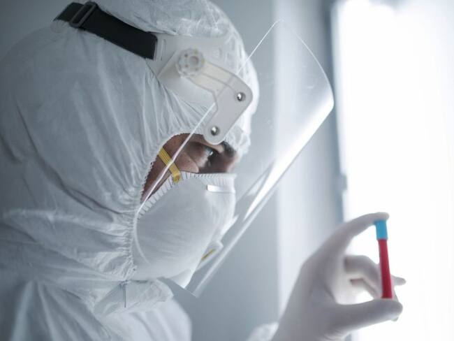 Pacientes curados de Covid-19 donan su plasma para salvar vidas