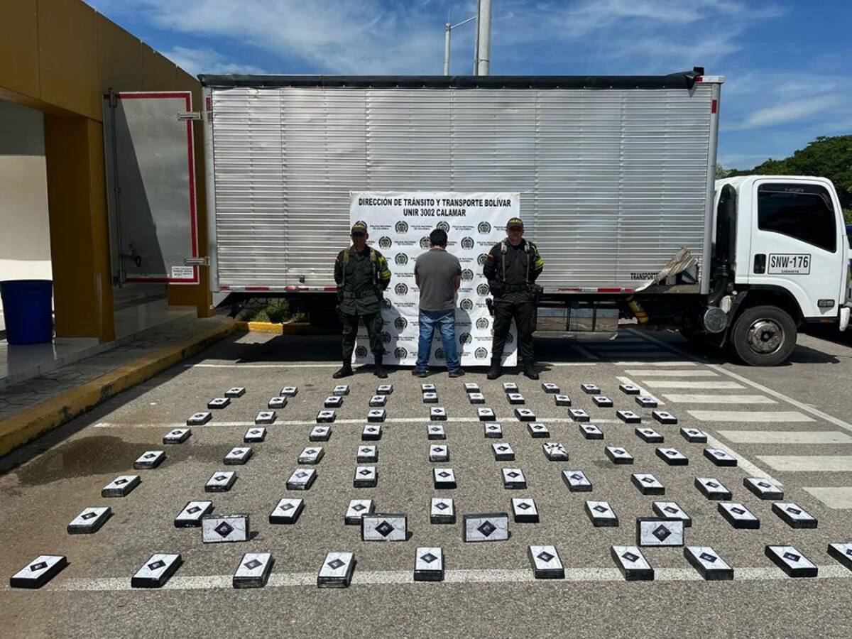 Cayó cargamento de cocaína camuflado en camión que transportaba pan en Bolívar