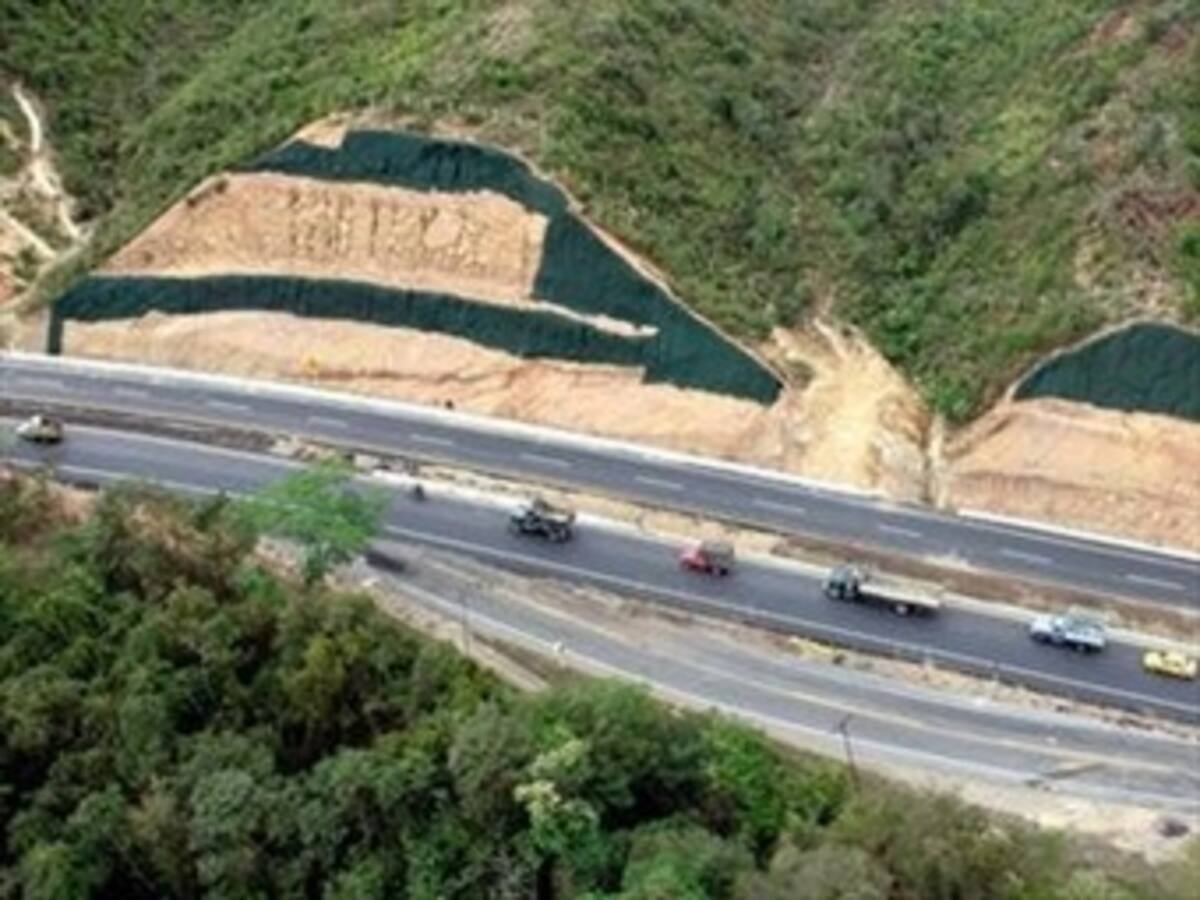 Iniciarían proceso de caducidad del contrato en concesión Bogotá - Girardot
