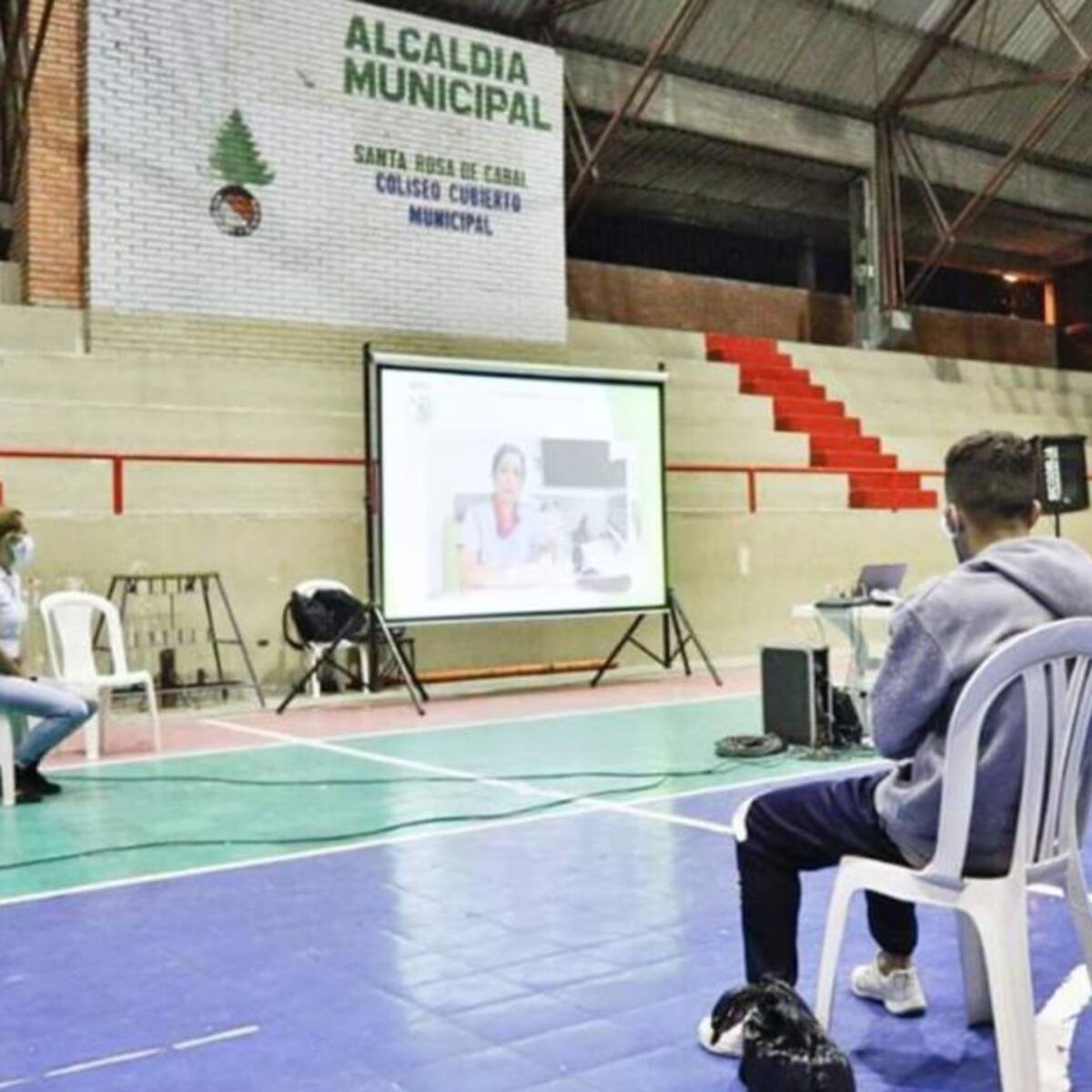 Santa Rosa de Cabal dispone un coliseo para orientar a infractores