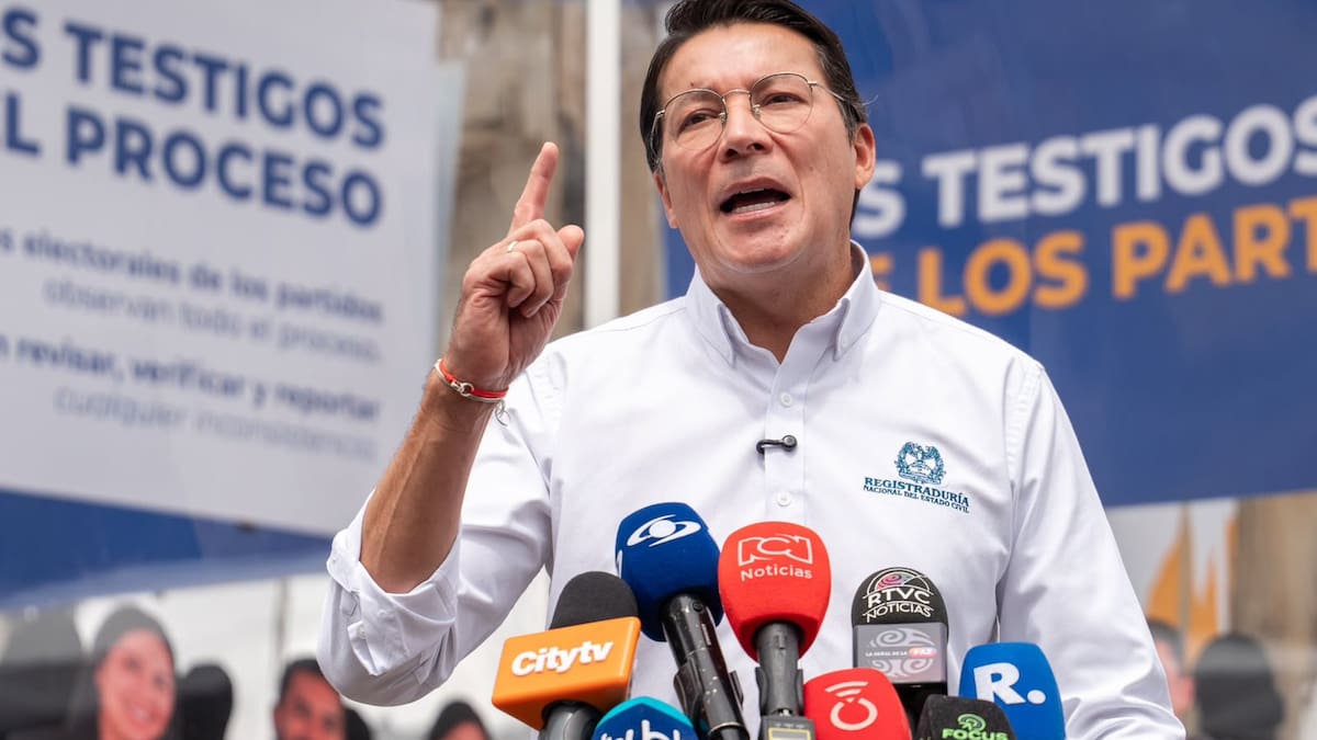 Hernán Penagos: material electoral llegó a todos los municipios y no se prevén traslados de mesas