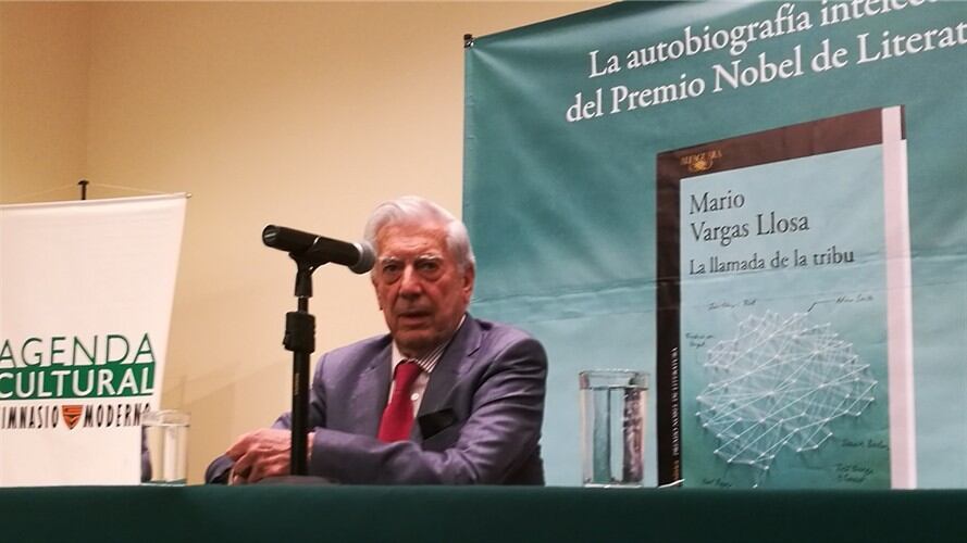 Mario Vargas Llosa. Foto: La Wcon Julio Sánchez Cristo