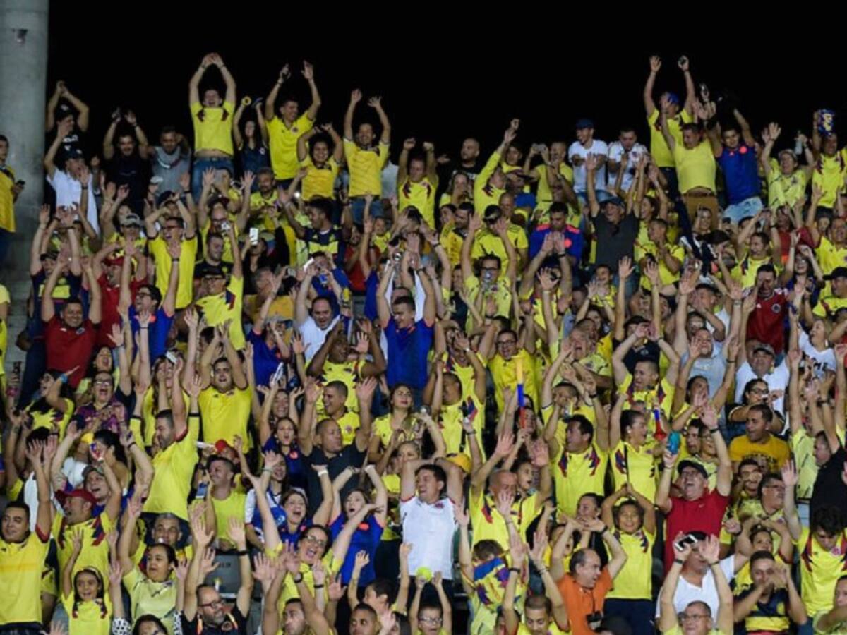 ¡Emocionante! Así vibró el estadio Centenario con el Himno de Colombia