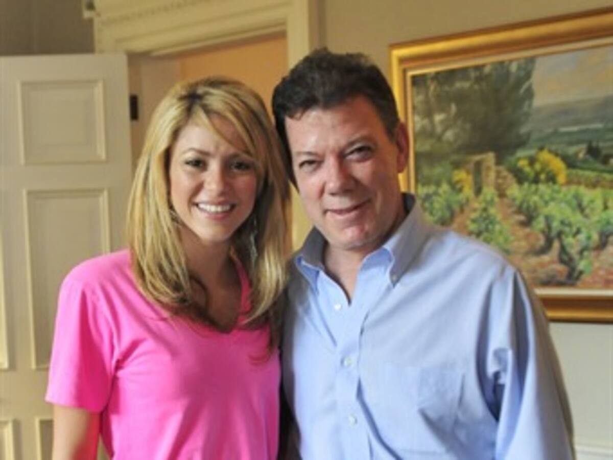Shakira y Santos acordaron trabajar “por una Colombia educada y sin hambre”