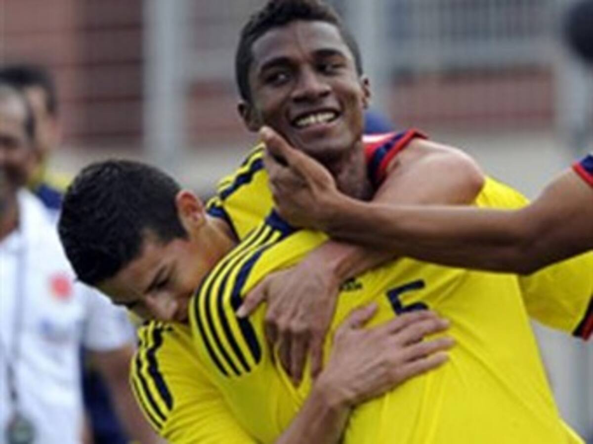 Quiñones: 'En Porto cuento con dos compañeros que me ayudan a adaptarme al fútbol europeo'