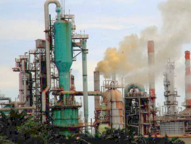 Descartan heridos en explosión en planta Orthoflow