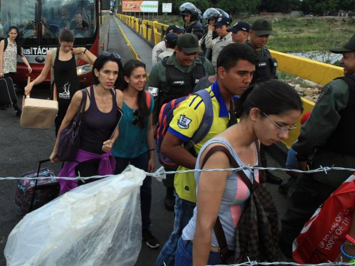 Comienzan a llegar deportados a Paraguachón