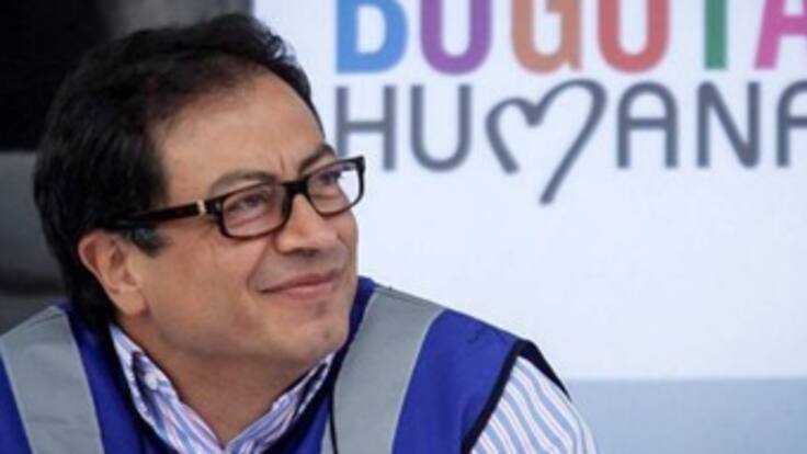 Así registró Caracol Radio la noticia de la destitución de Petro