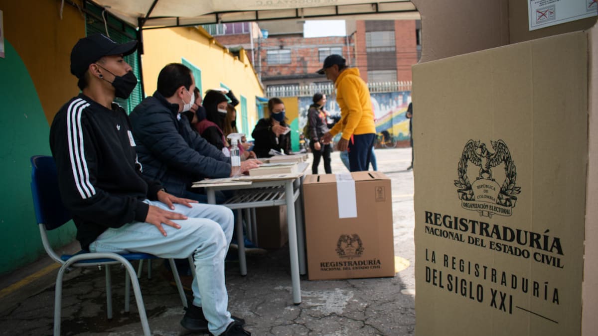 Todas las mesas de votación tienen asegurada la seguridad: comandante de la Policía de Bogotá
