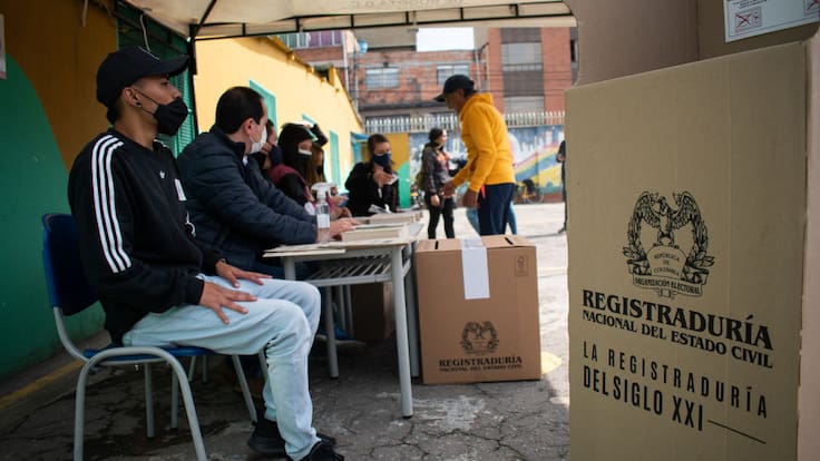 Todas las mesas de votación tienen asegurada la seguridad: comandante de la Policía de Bogotá