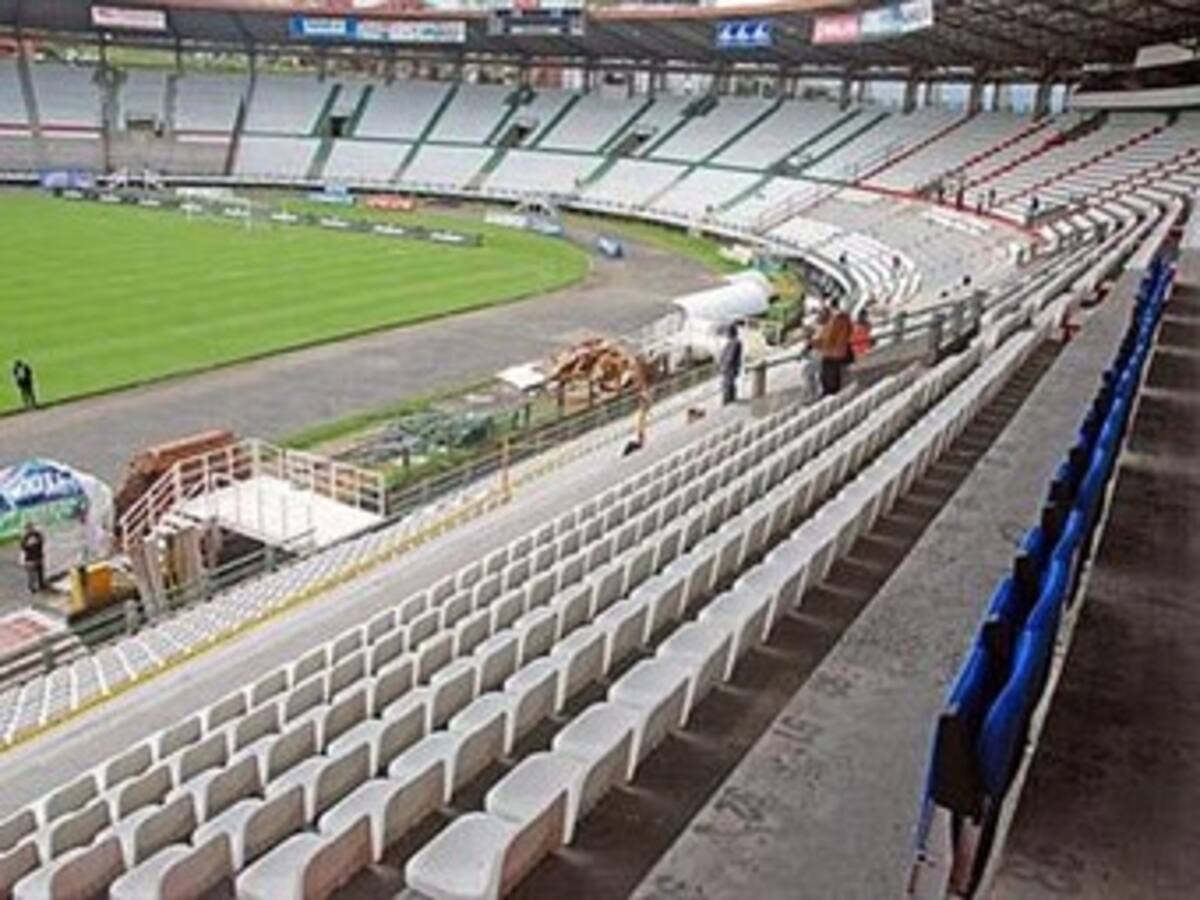 Contraloría y Alcaldía de Manizales enfrentados por investigación del contrato de sillas del estadio Palogrande