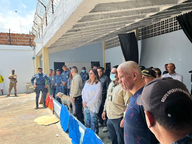 Visita de la Ministra de Justicia al Centro Penitenciario y Carcelario INPEC de Rivera