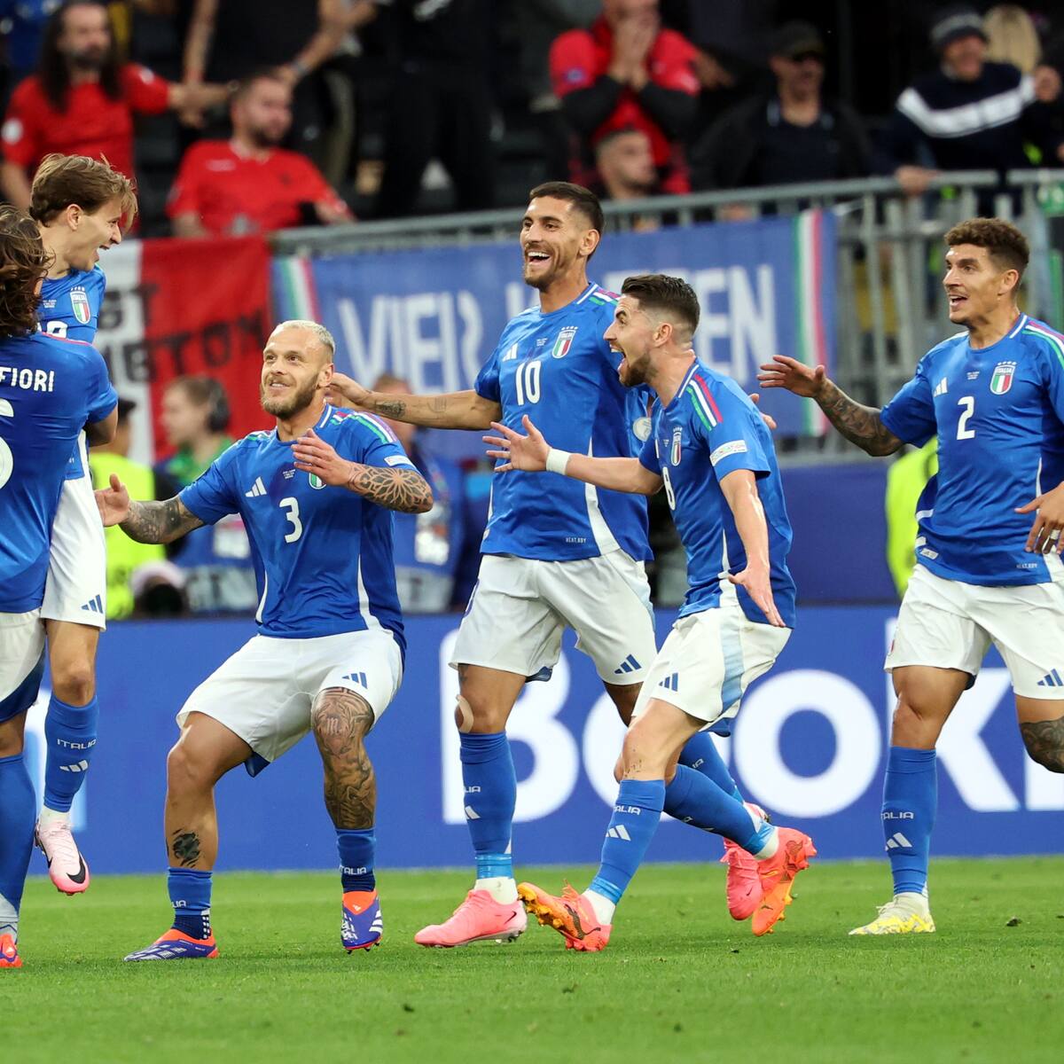Italia se sobrepone al gol más rápido en la historia de la Eurocopa y le remonta a Albania