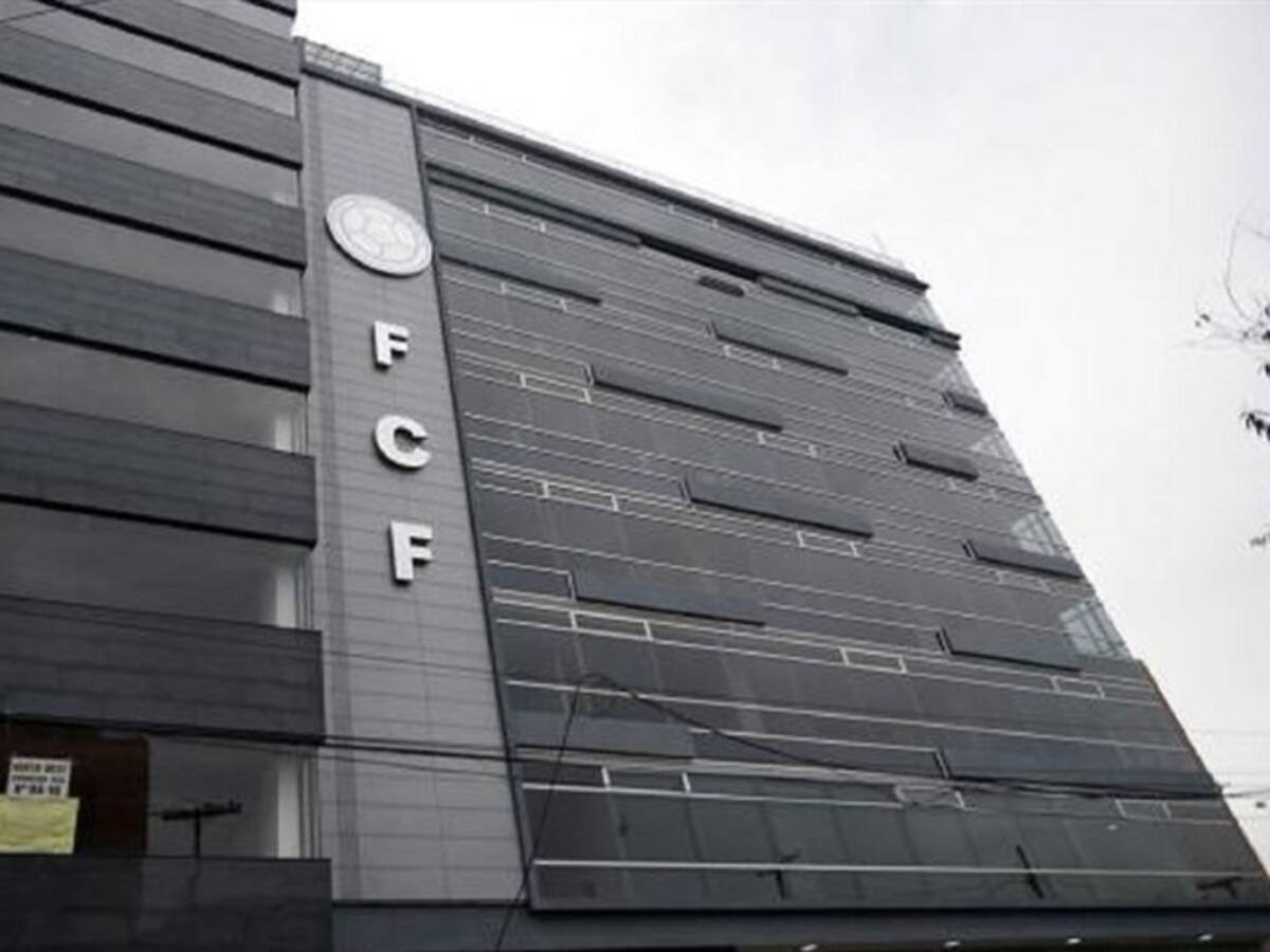 Es una tutela irracional y descomedida: Pablo Felipe Robledo, superindustria