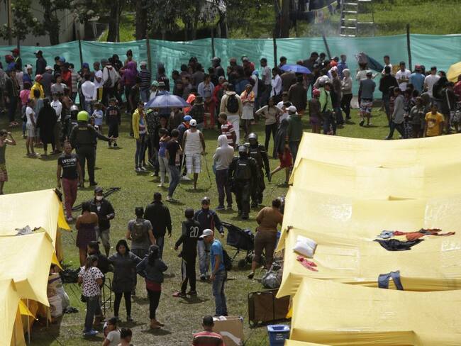 Venezolanos salen hoy del campamento en Bogotá