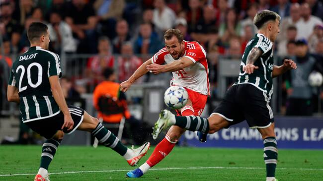Duelo entre Manchester United y Bayern Múnich. (Liga de Campeones, Alemania) EFE/EPA/Anna Szilagyi