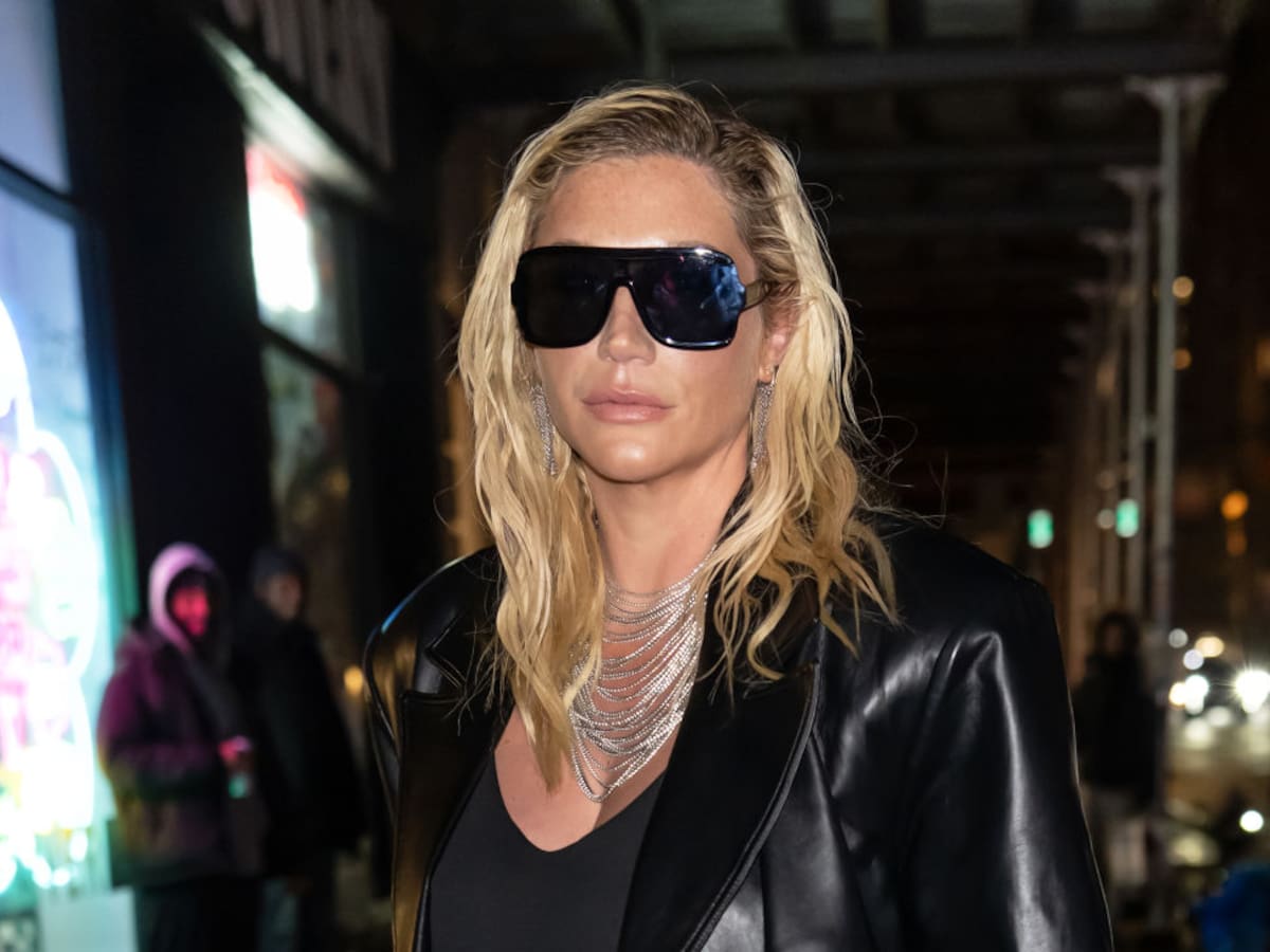 La cantante Kesha critica a la Casa Blanca por usar su canción “Blow” para “incitar a la violencia”