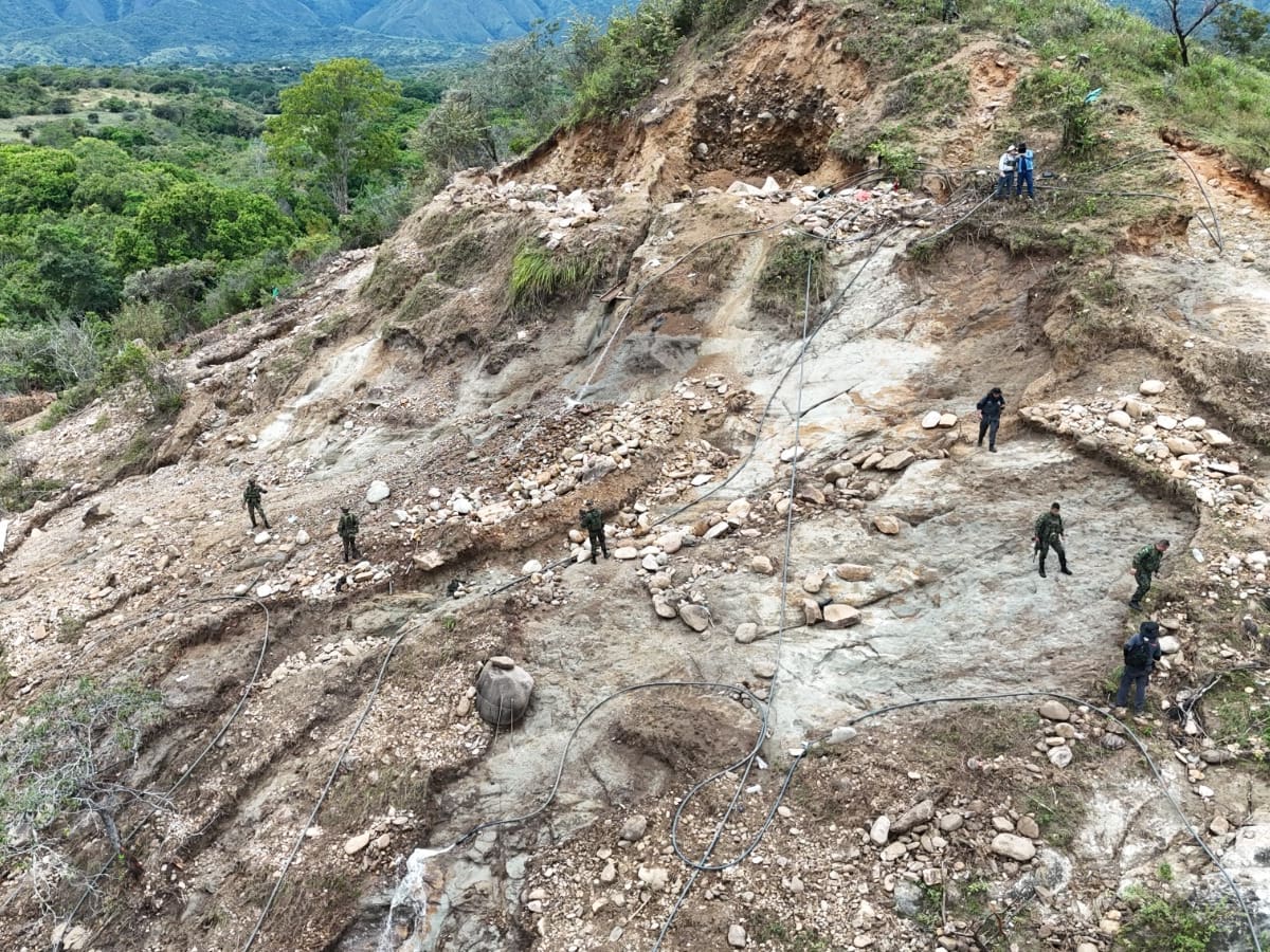 Frenan extracción ilegal de oro que causaba daños ambientales en Hobo, Huila